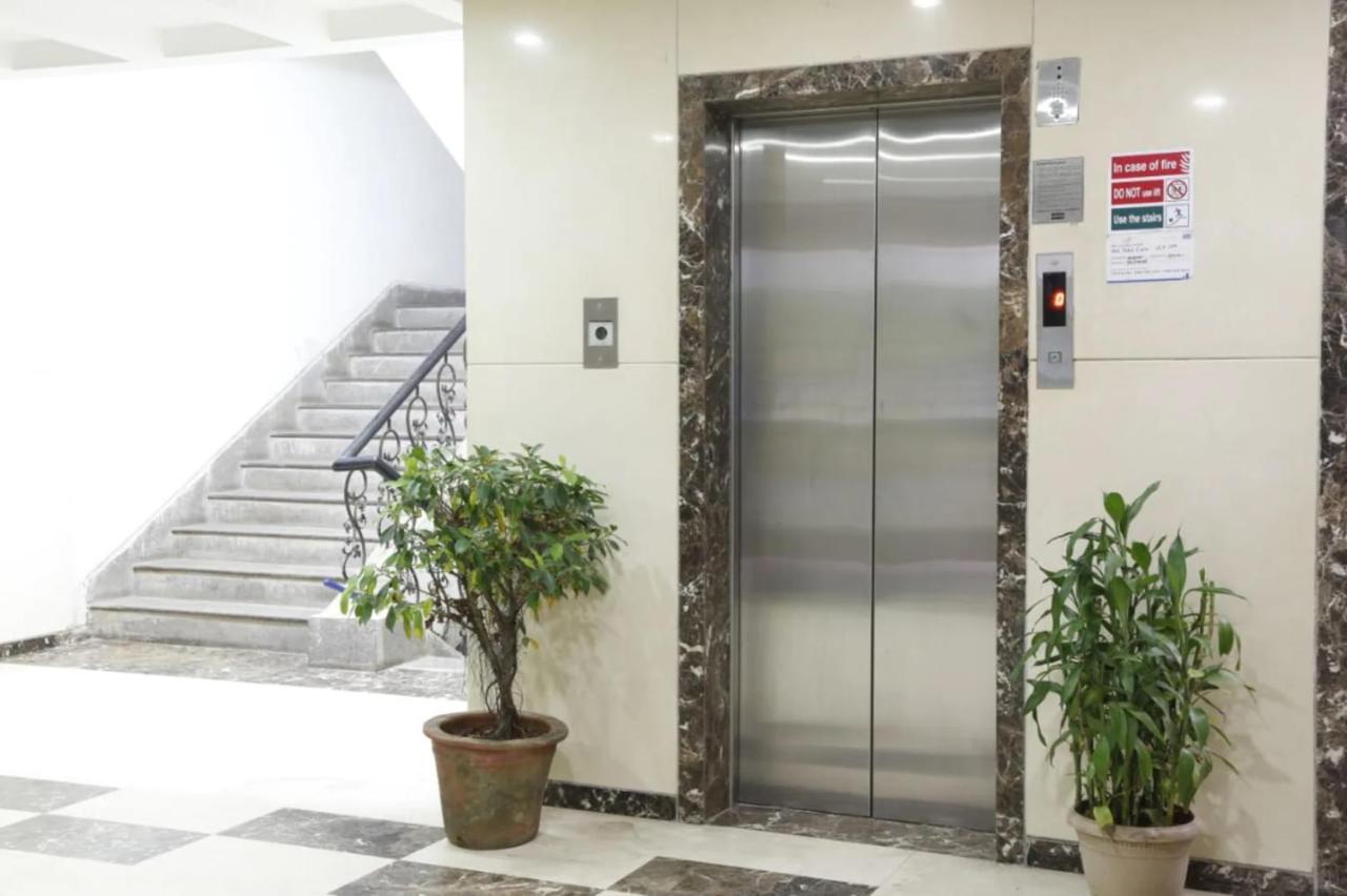 Fabhotel Sai Prasad Apartments มุมไบ ภายนอก รูปภาพ